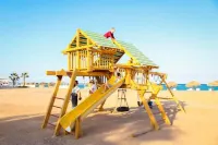 Mangroovy Seaview 1BR Beach and Pool Free access