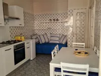 Luna apartment with free parking. Hotels in Nervi