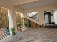 Fabulous 2-bedroom apartment in Dindigul /Mymoon service apartment Unit-1 Hotel a Dindigul