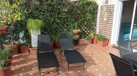 Blanes beach apartment (Costa Brava) Отели в г. Бланес