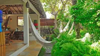 Beautiful garden beach house - Castelo do Vento, Prea, Brazil. Hotels in 