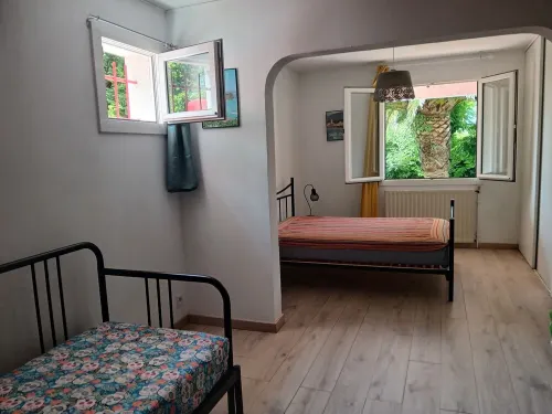 Studio with terrace and garden