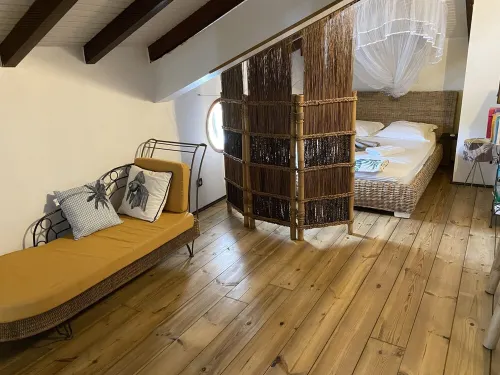 Tropical villa with pool