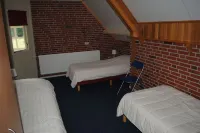 Geräumiges Ferienhaus für 16 Personen mit Whirlpool und Sauna Hotels in Ambt Delden