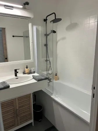 Studio Front mer Marina Saint François