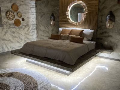 Ultimate Family-Sized Beach Mountainside Sanctuary (work and play friendly)