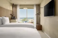 Amarello Hotel Praia Santo Andre, Tapestry Collection by Hilton Hotel di Santiago do Cacém