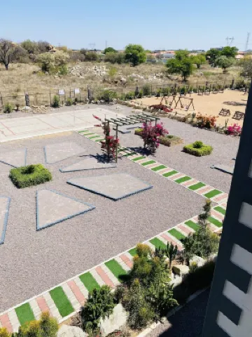 5 minutes from airport.6 minutes to biggest shopping complex.Centrally located Hotels in 