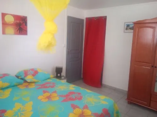 BEAU T2 BAS DE VILLA