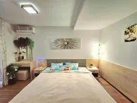 Spacious 2-bed apartment on the beach & a Sea-view large terrace Hotels in Balchik