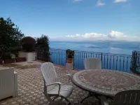 Two bedroom suite apartment with private equipped terrace Hotels in Casamicciola Terme