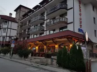 Family 2 Bed. Apart. - 6 min. Walk to the Gondola Ski lift Hotels in 