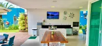 Pearl House Guarajuba Cond. Sea Paradise 100 Meters from the Semi-Private Beach!
