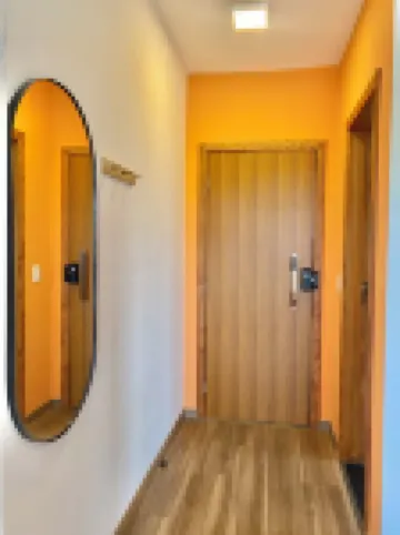 Cozy room in shared house. Easy access location.