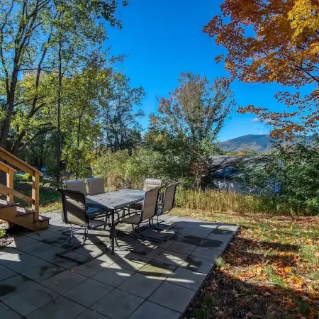 Home in Heart of Downtown North Conway