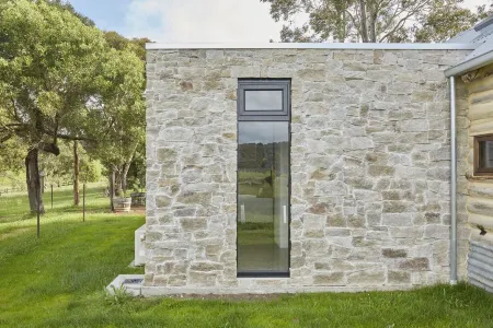 Luxury vineyard log cabin in the Yarra Valley