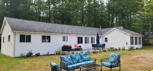 Hidden 4BR-3 bath Gem with lake views, private day dock and so much more