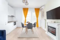 Hidden Gem |Ace location|Luxury complex|Green Area