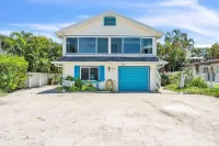 Conch Cottage 1 Bedroom Villa by RedAwning