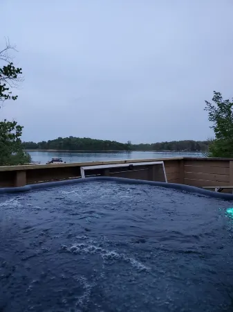 Charming Two Bedroom Lake House