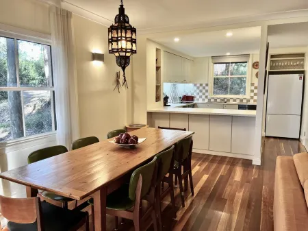 Trinkeyroo - Unique Cypress Lakes Villa