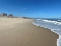 La casa de férias contemporary house Hotels in Pombal