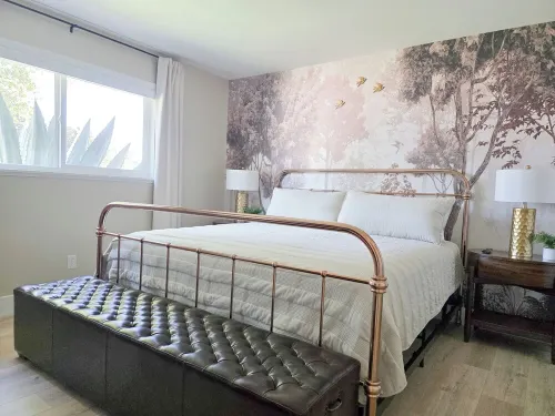 Welcome Home! King beds, Peaceful, Nice yard, Playground, and Arcades.