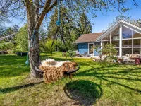 "Akule" - 6km from the sea