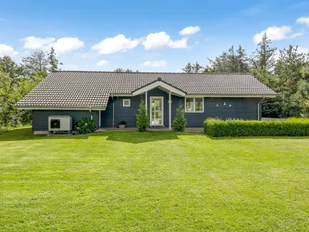 "Nauka" - 400m to the Fjord