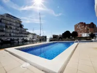 Apartment in Roses near Santa Margarita Beach - Pool