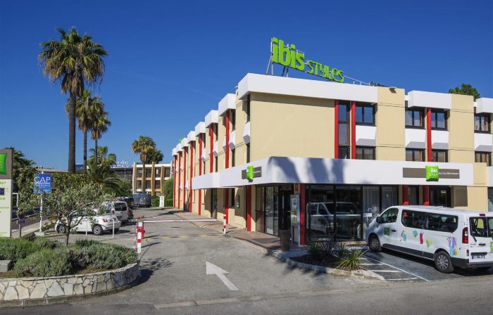 宜必思尚品尼斯機場卡普 3000 酒店