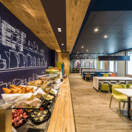 Ibis Budget Frankfurt City Ost Отели рядом с достопримечательностью «Остенд»