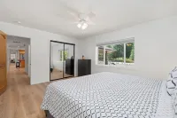 The Brite House – Newly Remodeled 6 Bed / 6 Bath Retreat