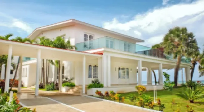 Mystique Casa Perla Hoteles cerca de La Casa del Ron