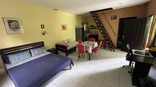 Bungalow on Sibuyan(Romblon) Near Cresta de Gallo (Without Aircon)