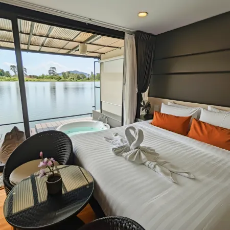 Blueskyraft Resort