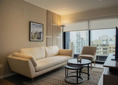 ليفن إن ميرافلوريز باي وينوود هاوس فنادق في 