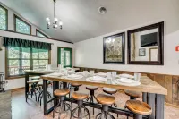 Smoky Mountain Cabin 4 Acres, 3 Mi to Gatlinburg