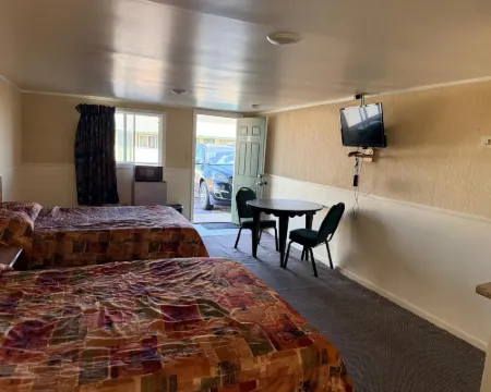 Tourest Motel Hotels in Peru