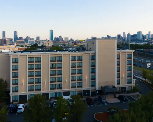 Holiday Inn Express BOSTON by IHG Hotels near Peter's Park