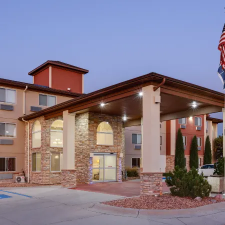 Holiday Inn Express & Suites SCOTTSBLUFF-GERING by IHG
