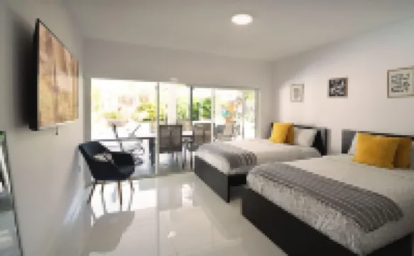 Modern Retreat • GameRoom, Court, BBQ & Playground