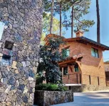 Hotel Roca y Cantera