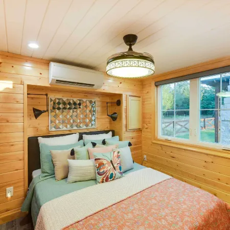 Tree-Lined Cabin w/ Deck ~ 11 Mi to Lake Whitney!