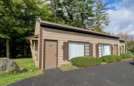 Senator Inn & Spa Отели рядом с достопримечательностью «Университет Мэн в Огаста»