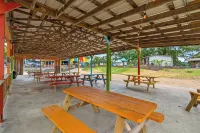 Cozy Condo at Rock Lane Resort