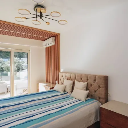 Penthouse with Sea View Rafailovici