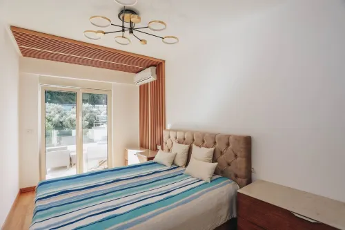 Penthouse with Sea View Rafailovici - Beach