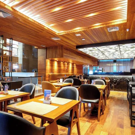 HOTEL CASSINO TOWER SAVASSI Отели рядом с достопримечательностью «Торговый центр Boulevard Shopping»