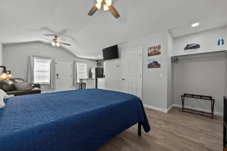 "Dogwood" Cottage Reidsville Georgia